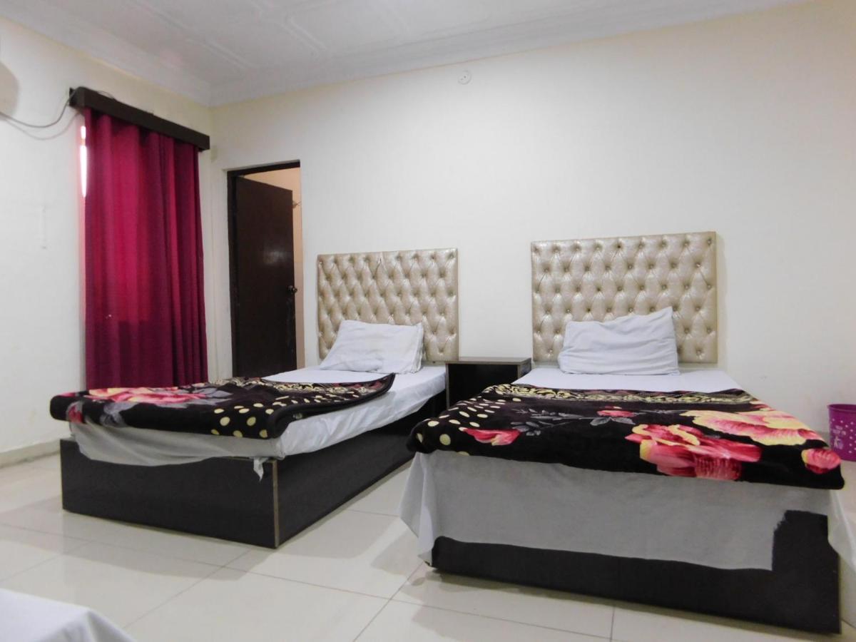 Hotel Humera Bahawalpur Luaran gambar