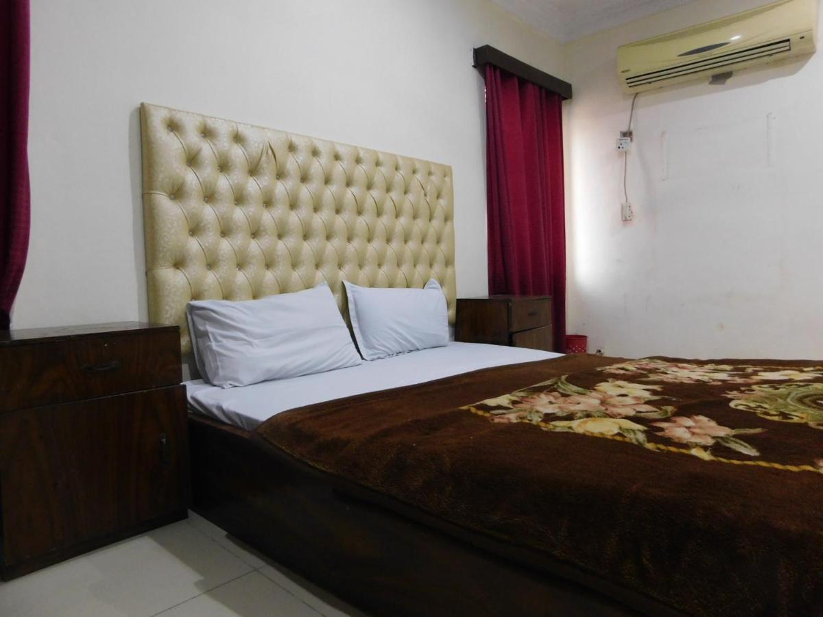 Hotel Humera Bahawalpur Luaran gambar